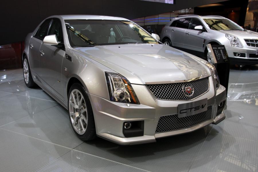  Cadillac CTS-V Coupe 2010 года  (фото 91 из 315)